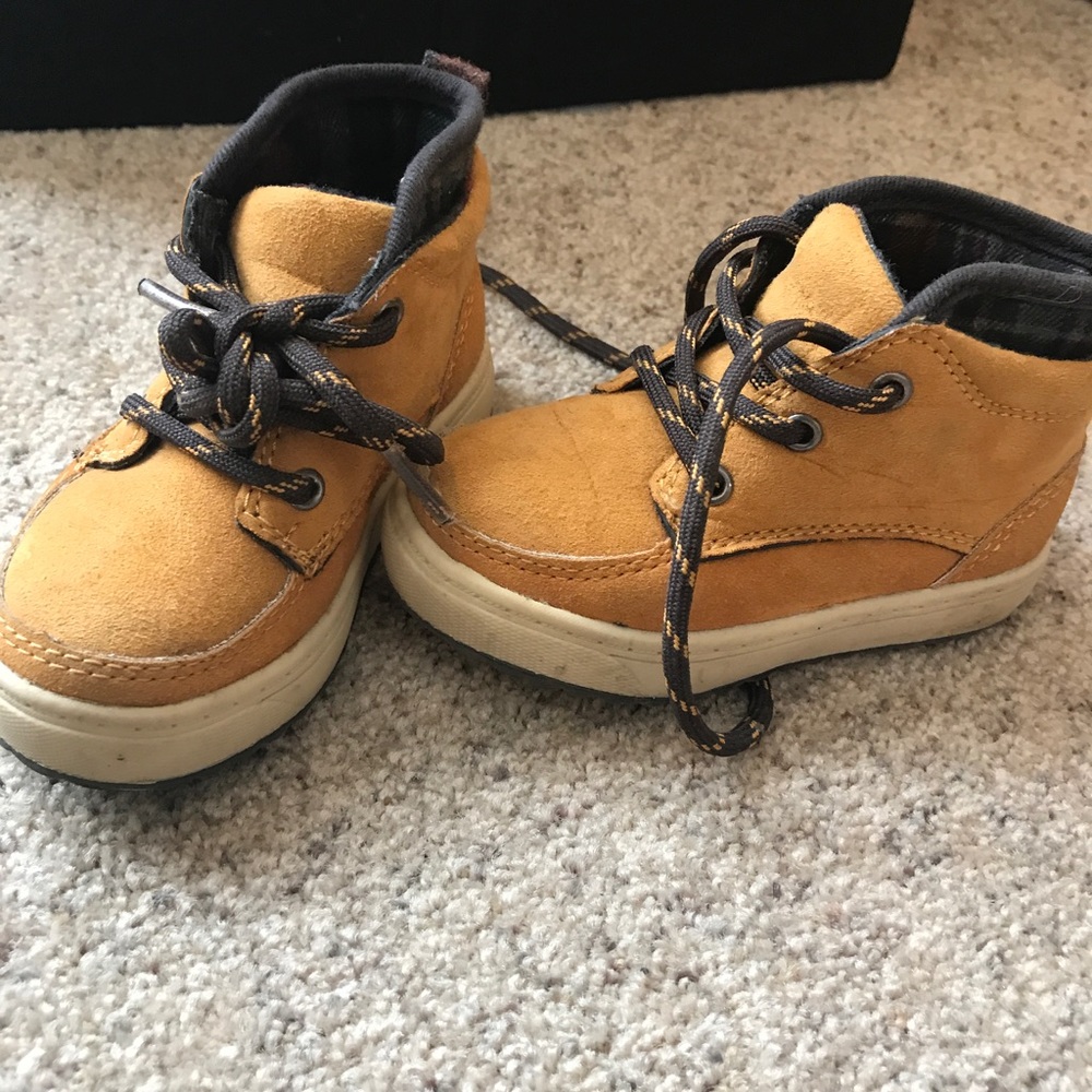 Toddler boots
